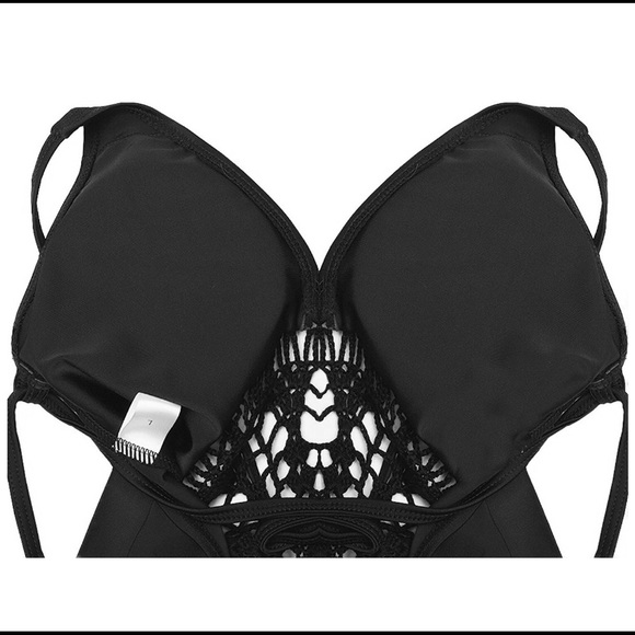 BLACK CROCHET SWIMSUIT - Monokini Cupshe - Picture 4 of 8